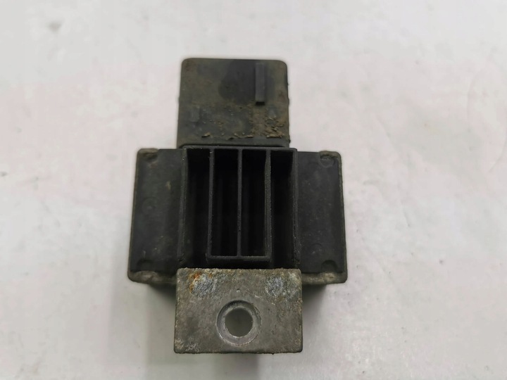 фото №5, Nissan juke i f15 2013 реле / модуль системы обогрева предварительный