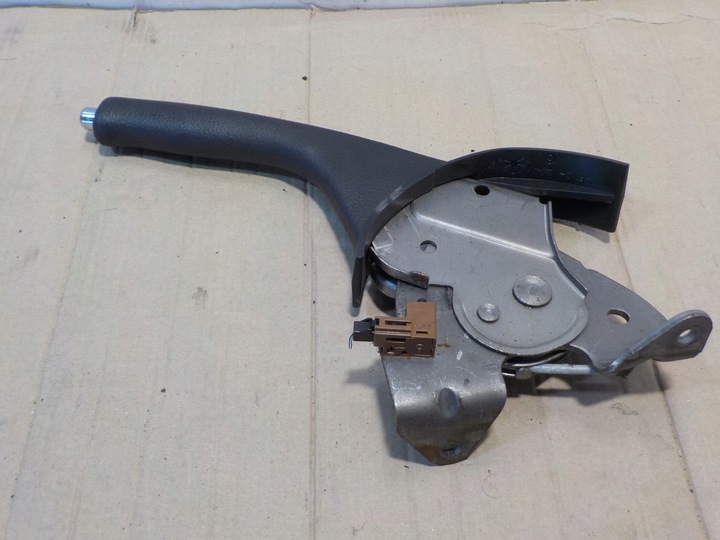 фото №1, Важіль гальма ручного toyota avensis t25