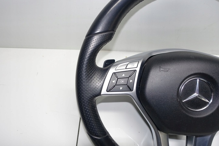 фото №7, Mercedes w204 кермо c-klasa рестайлінг amg w176 подушка пелюстки w207