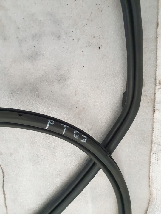 фото №3, Audi q7 прокладка двері праві зад