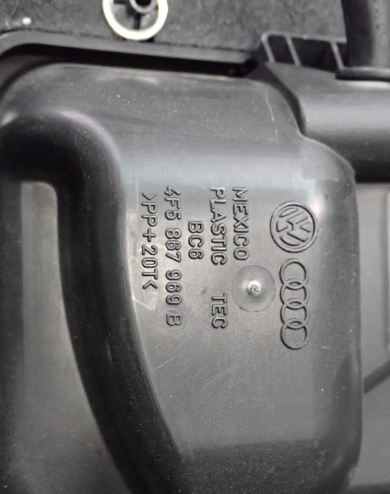 фото №12, Оббивка кришки багажника 4h0867975h audi a8 s8 d4