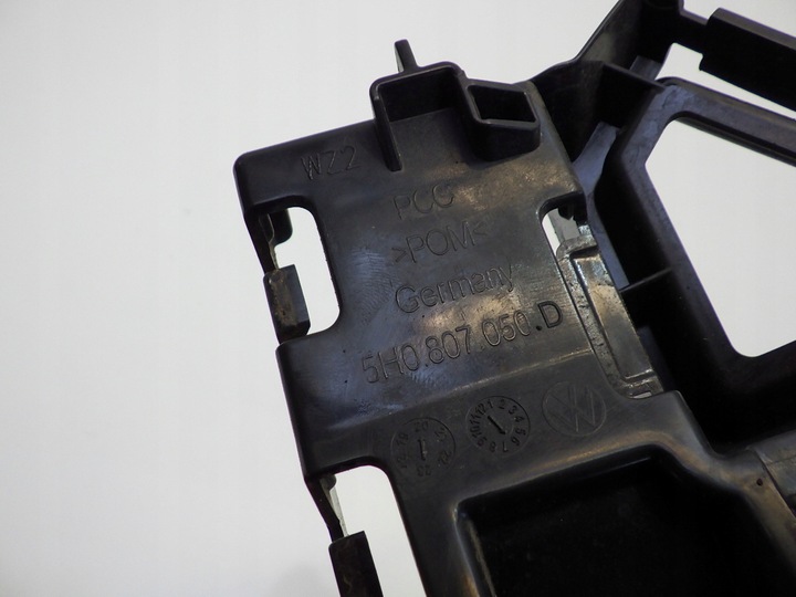 фото №12, Праві тримач ковзун направляюча бампера передньої vw golf 7 2020- 5h0807050