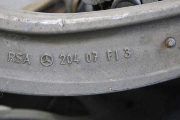 фото №11, Подвешивание комплектные зад mercedes w212 3.5 cdi a2033510705 zt23