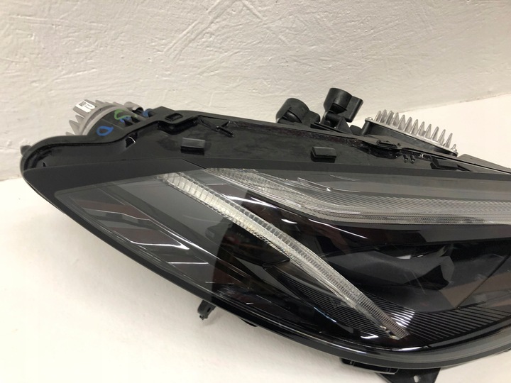 фото №9, Chevrolet corvette c8 лампа права ліва повний led комплект 20 -