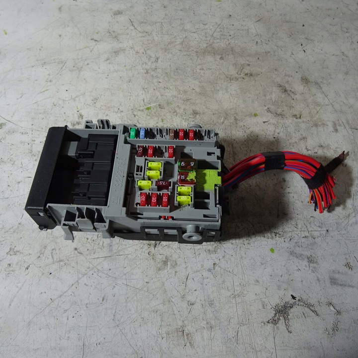 фото №1, Opel astra j iv коробка запобіжників 13222786