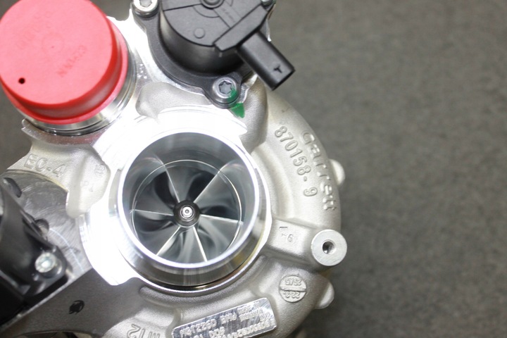 фото №9, Bmw g30 g11 g15 g05 n63b44d 530km турбокомпресора турбіни комплект - нове oem