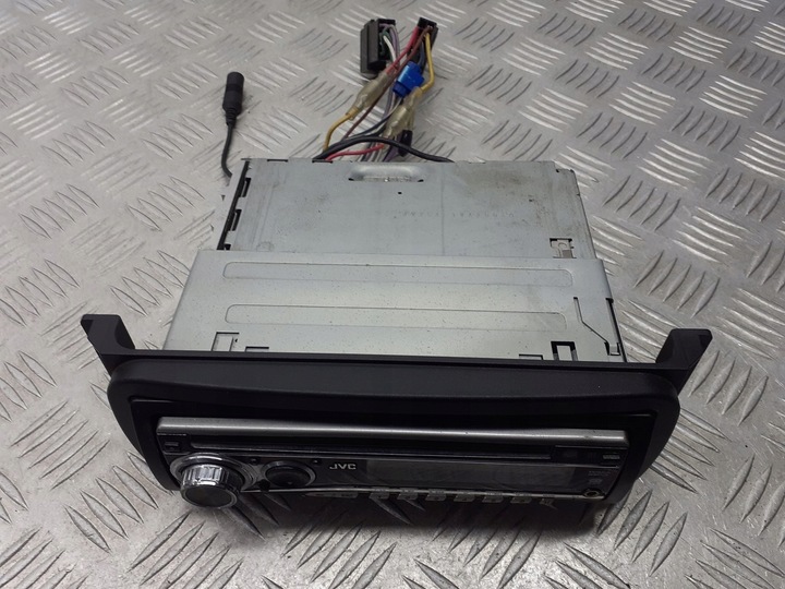 фото №4, Радио chrysler voyager iv 3.3 v6 kd-g431