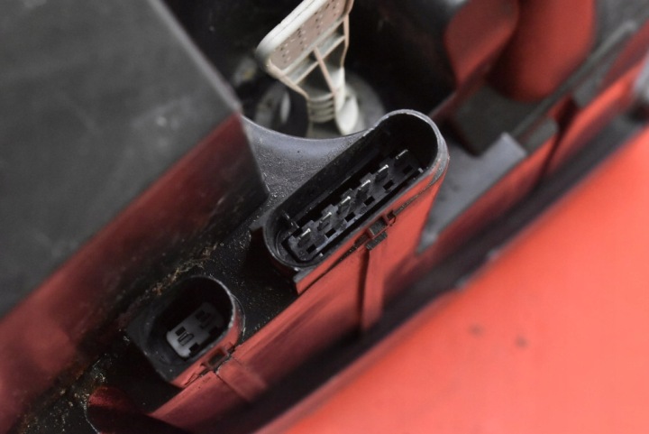 фото №9, Фара левое фара передняя eu 8301a283 mitsubishi colt 6 vi z30 02-09