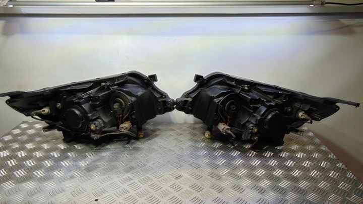 фото №5, Лампа права ліва комплект forester iii sh 08-13 європа