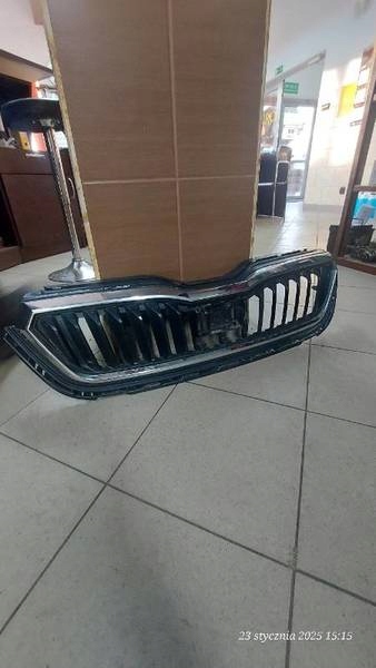 фото №14, Skoda оригинальный номер 657853653 решётка радиатора решётка радиатор бампера