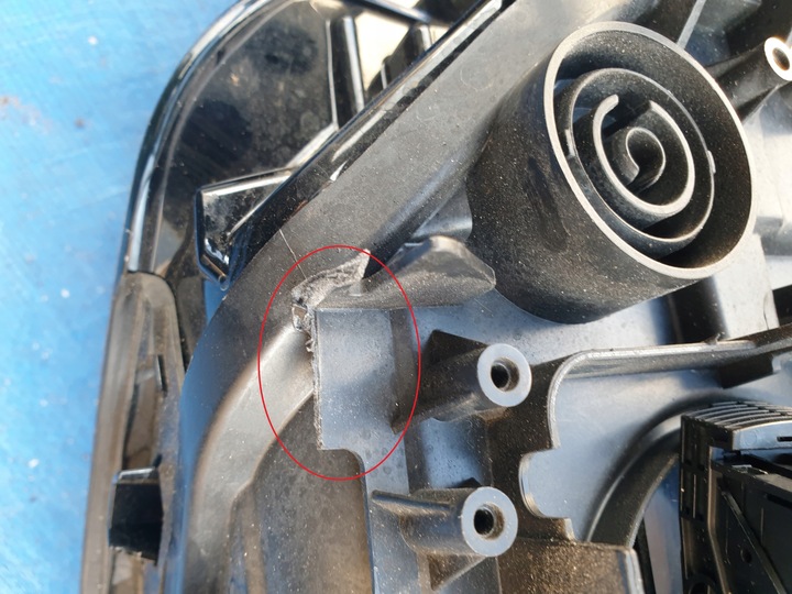 фото №11, Seat tarraco teraco terrako лампа передня права