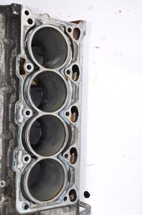 фото №5, Bmw e60 e65 e53 e70 блок  двигуна n62b48 08r