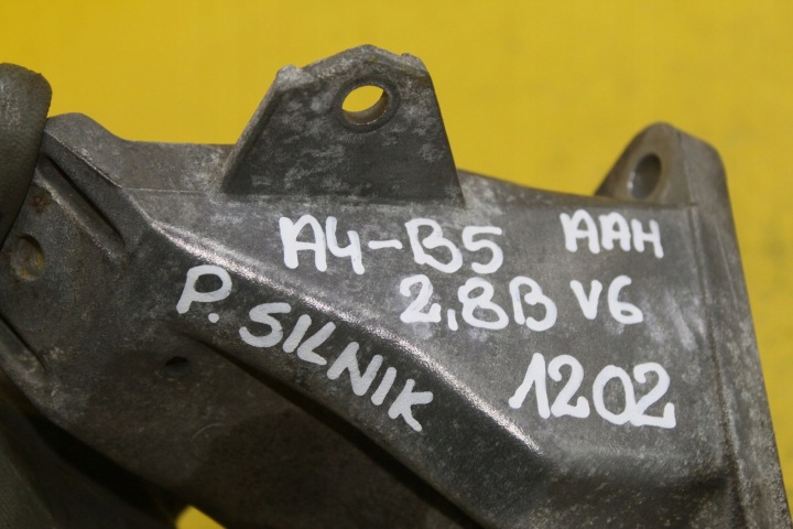 фото №7, Кронштейн кронштейн двигуна a4 b5 2.8 v6 8d0199308d