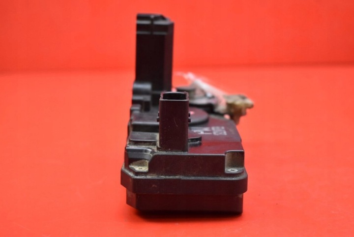 фото №6, Замок крышки зад багажника 13210739pw opel astra 3 iii h 5d hb 04-07