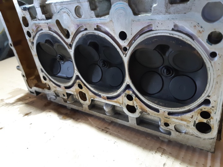 фото №9, Audi q5 8r 3.2 fsi cal головка двигуна ліва 06e103403a