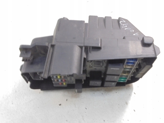 фото №7, Volvo xc90 1 i тип c блок предохранителей 2.4d lif fl 8690698 30797010