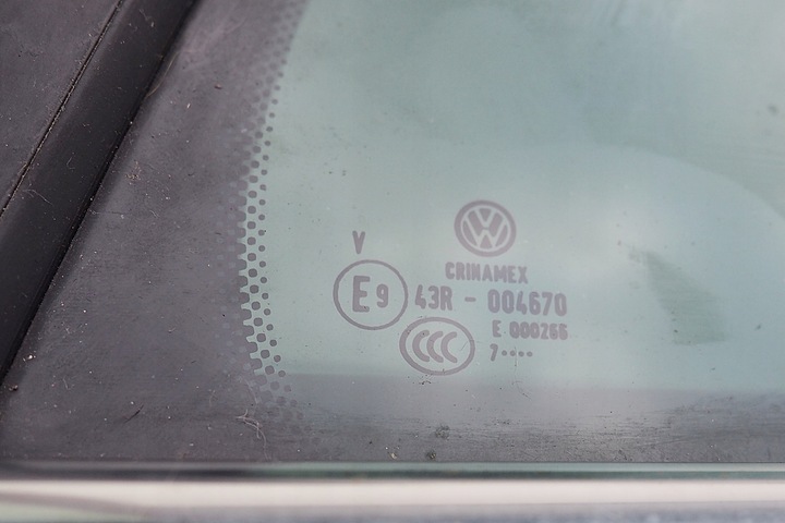 фото №7, Vw golf v 5 універсал скло бокова малий двері права зад задня