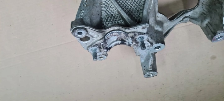 фото №14, A4 b9 8w лапи кронштейн кріплення санки ліві лівий перед 8w0399295e a5 8w