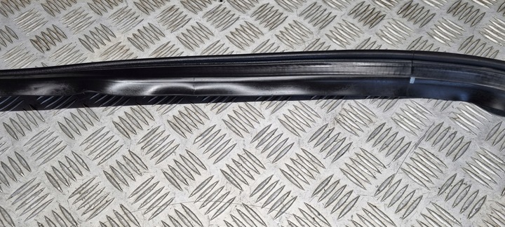 фото №7, Mercedes w222 прокладка кришки багажника зад задня a2227500300