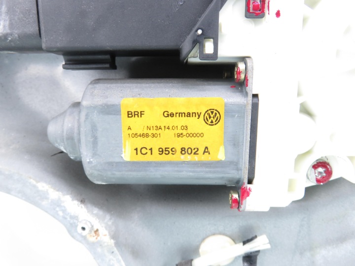 фото №8, Стеклоподъемник правый 3d vw golf iv 1j3837730ae 1c1959802a
