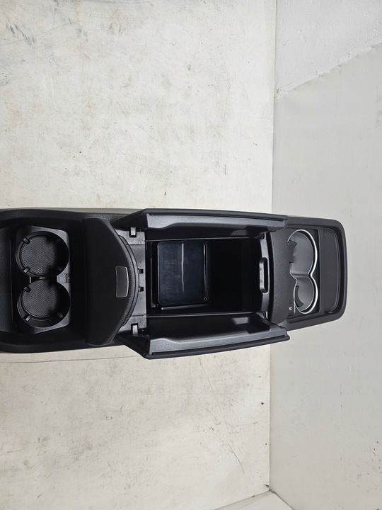 фото №7, Туннель средний подлокотник mercedes v-klasa w447 w448