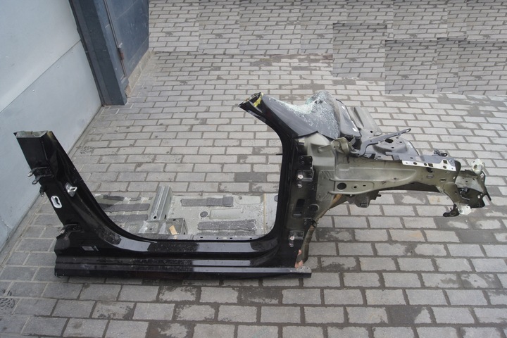 фото №1, Четверть правый перед peugeot 208 ii