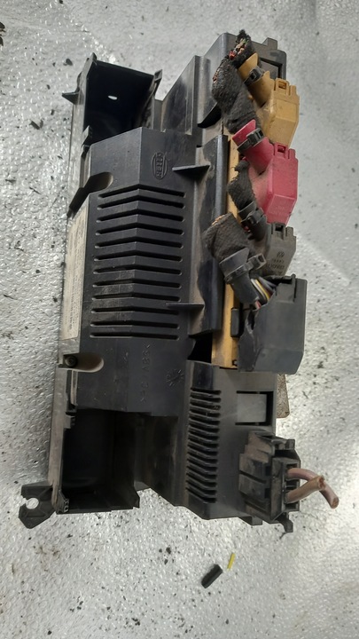 фото №5, Панель кондиционера audi c5 98r 2.5d sedan