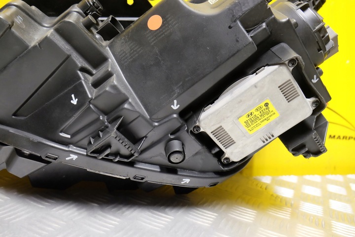 фото №13, Hyundai elantra 2019 20 фара лампа led r usa