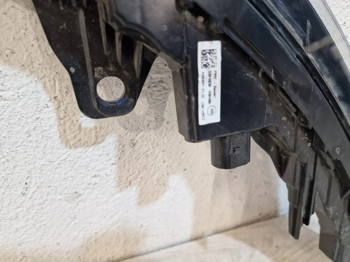 фото №7, Porsche 911 992 19- лампа накладка led зад європа