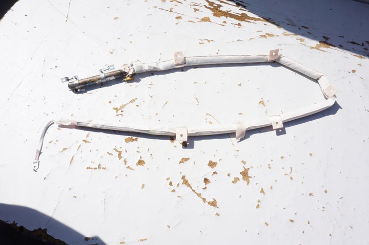 фото №1, Шторка права 8r0880742f audi q5 8r