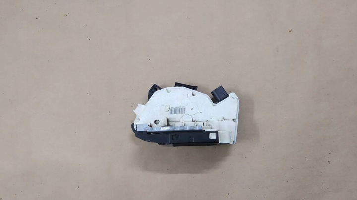 фото №1, Замок дверь левый перед переднее 5n2837015c vw passat cc tiguan scirocco