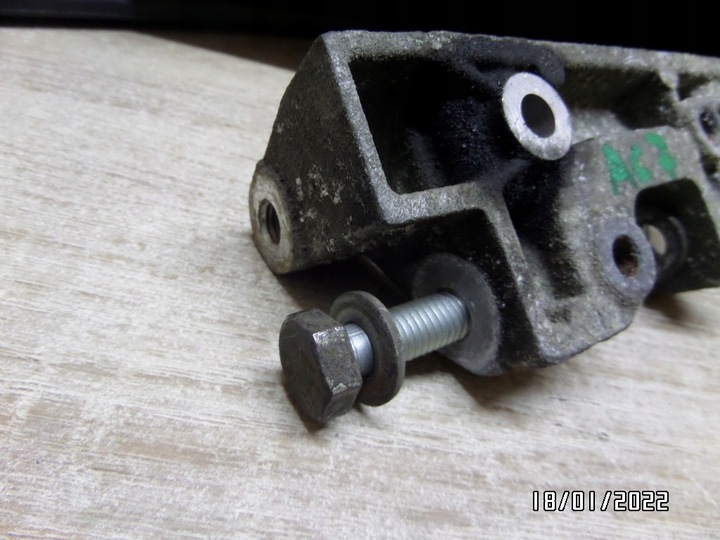 фото №6, Лапи основание ролики citroen c3 1.4 hdi 9643246880