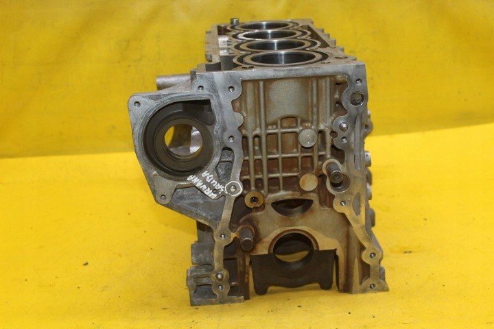фото №12, Блок  двигуна vw polo iv seat skoda audi 1.2 tsi cbz 03f103019k