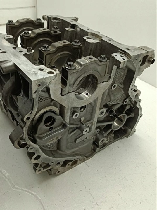 фото №16, Блок  двигуна номінал mini cooper f56 f55 bmw x1 x2 f48 b37 b37c15a 1.5d