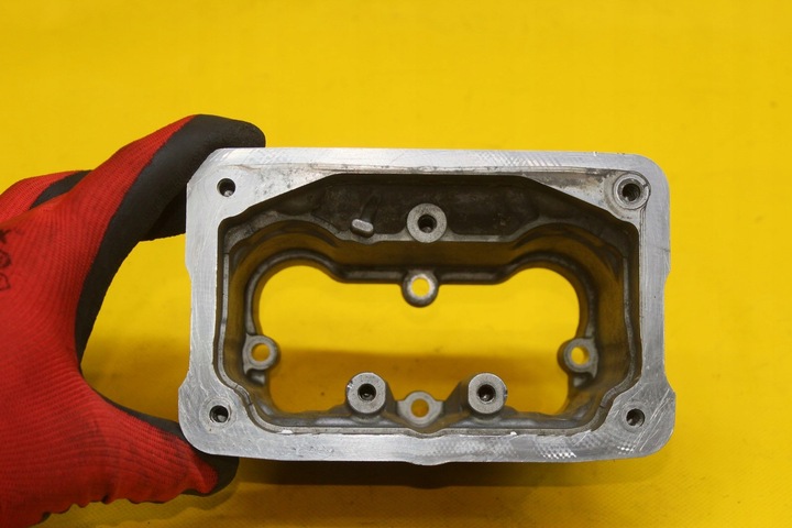 фото №6, Кронштейн котушка запалювання 757002807 f10 n55b30a