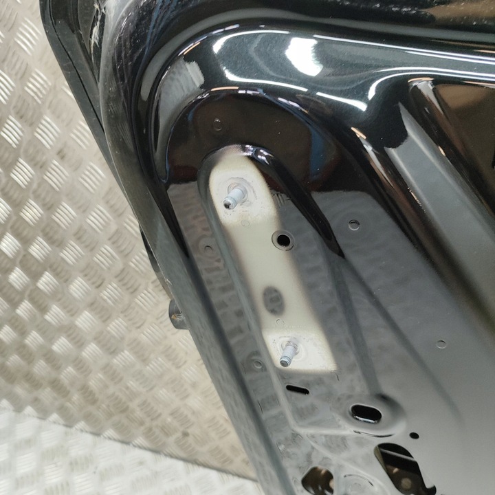 фото №9, Audi e-tron gt 2023 задня кришка багажника