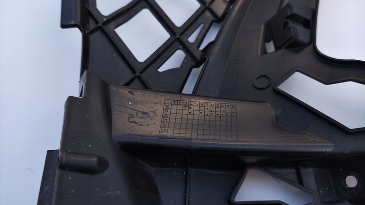 фото №11, Vw passat b8 r line рестайлінг 18- ковзун кріплення бампера лівий перед tc195