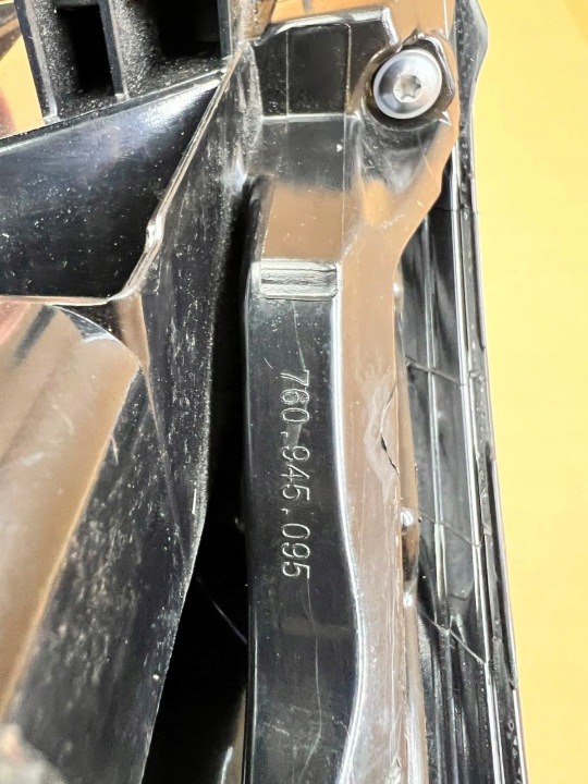 фото №11, Volkswagen vw touareg iii 3 cr7 oem номер 760945095a фара задня ліва зад