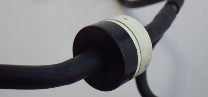 фото №4, Шланг шланг вакуум audi s8 d2 077133331c