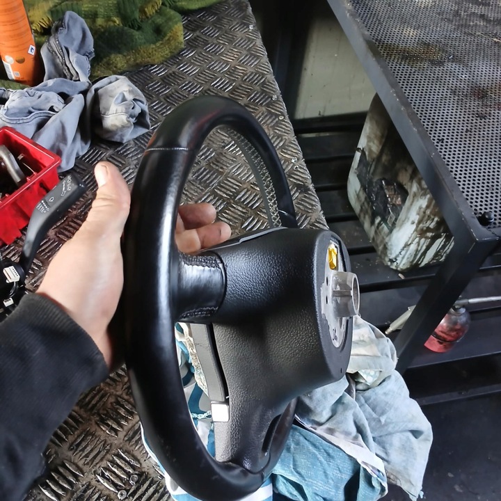 фото №8, Руль кожа мультифункция з airbagiem vw touran ii tiguan i 1t0419091ac