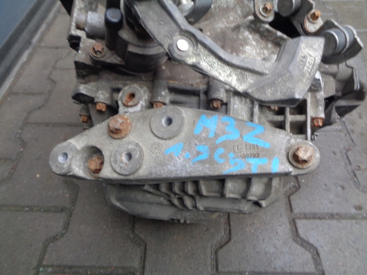 фото №4, Opel astra h zafira b 1.9cdti коробка передач коробки передач m32