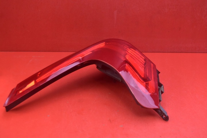 фото №6, Лампа левая зад задняя 31395844 volvo v40 2 ii 12-16