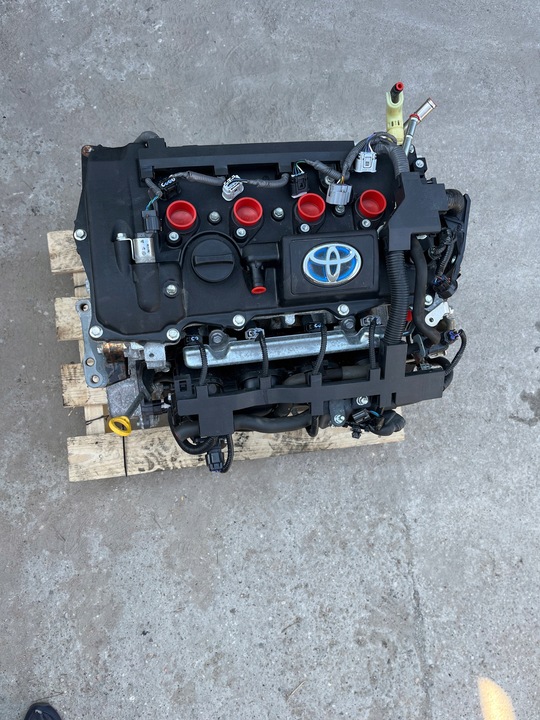 фото №1, Двигатель toyota c-hr 1.8 16v 2zr-fxe гибрид