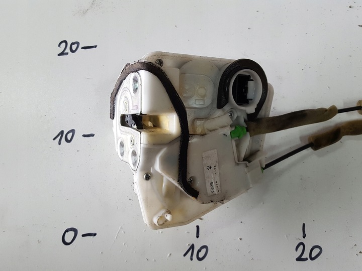 фото №1, Mazda 3 ii bl 08-13r замок двері лівий зад 8 pin