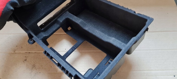 фото №10, A6 c8 4k зарядное устройство индукционная беспроводная бардачок 4k0035502b 4k0864981a