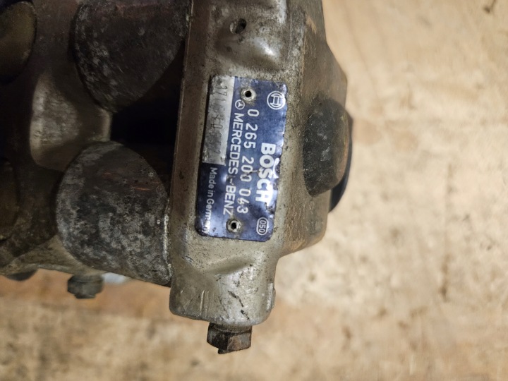 фото №8, Mercedes w124 w202 a2025407108 блок керування abs гальмівна