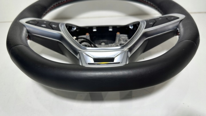 фото №11, Кермо renualt clio v rs 484004761r