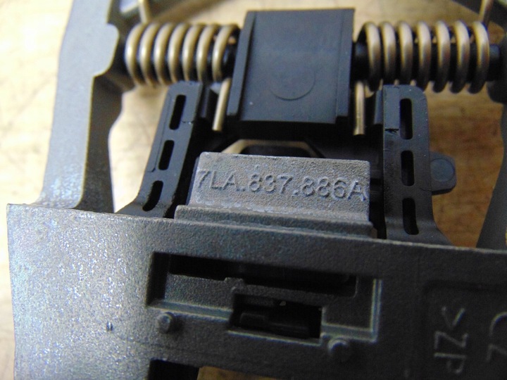 фото №9, Кронштейн крепление ручка vw transporter t6