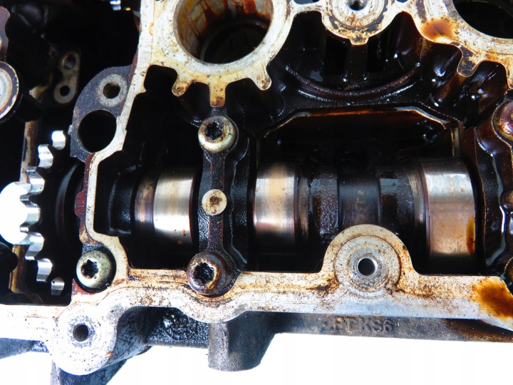 фото №8, Головка audi a4 b6 2.0 alt 06b103373am 06b103127p