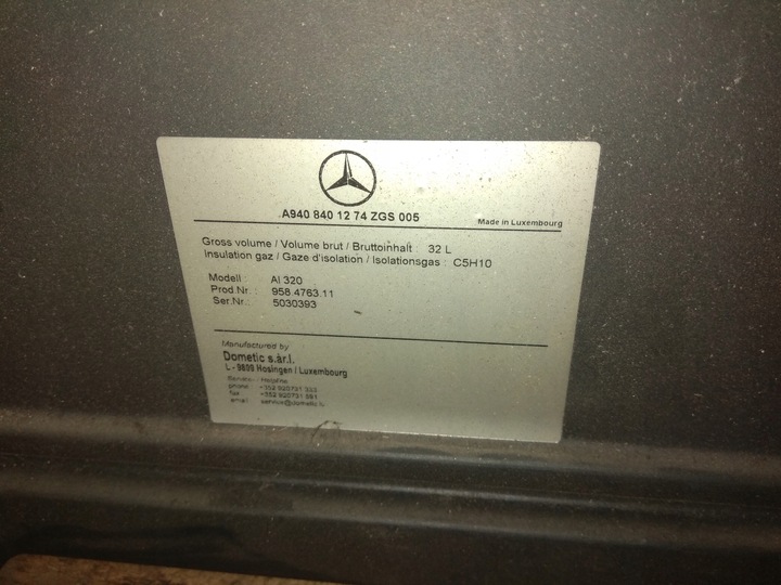 фото №5, Бардачок нижній mercedes axor actros a9408401274